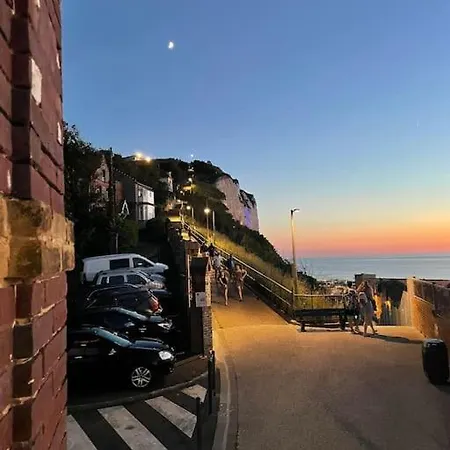 Vue Panoramique Sur La Et Les Falaises * Le Tréport