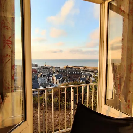 Vue Panoramique Sur La Et Les Falaises Le Tréport